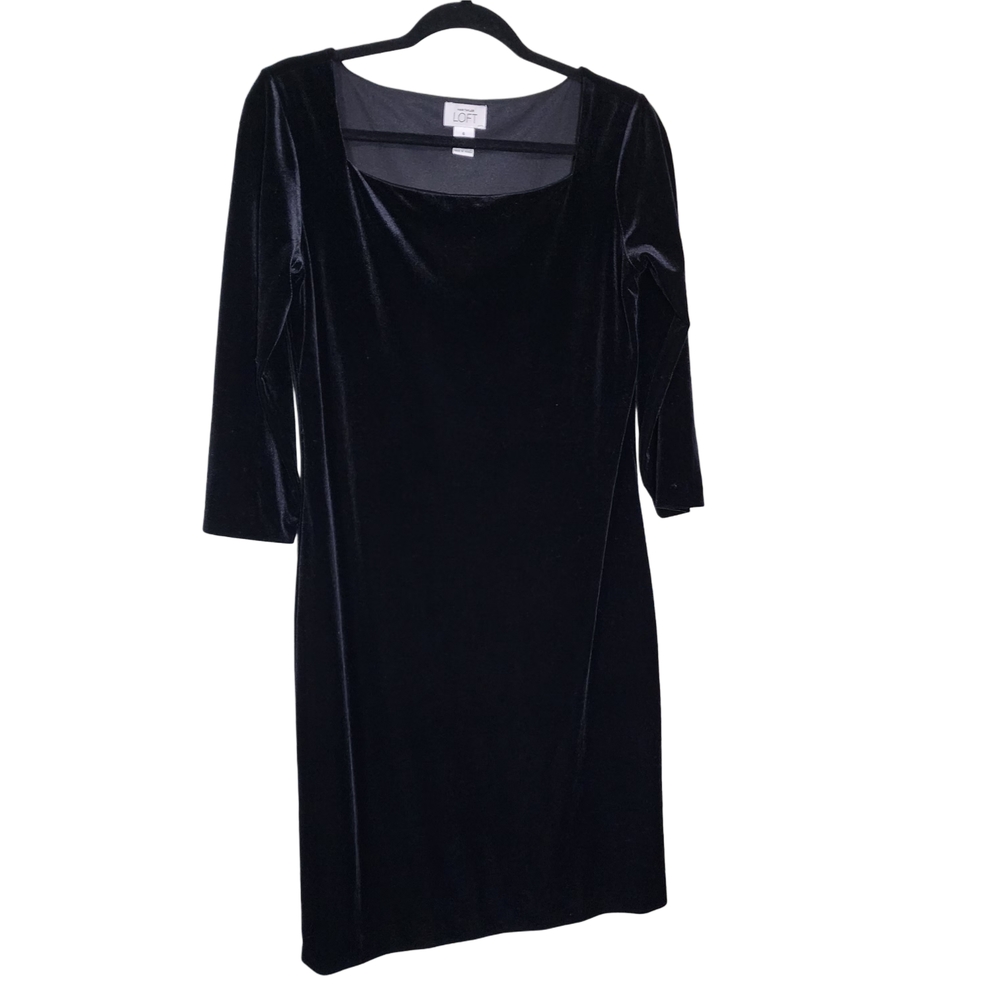 Elegant Black Velvet Dress